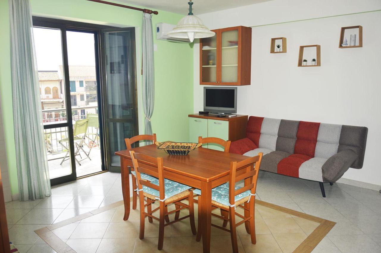 Appartamento Casasolemare Fondachello Fondachello  Ngoại thất bức ảnh